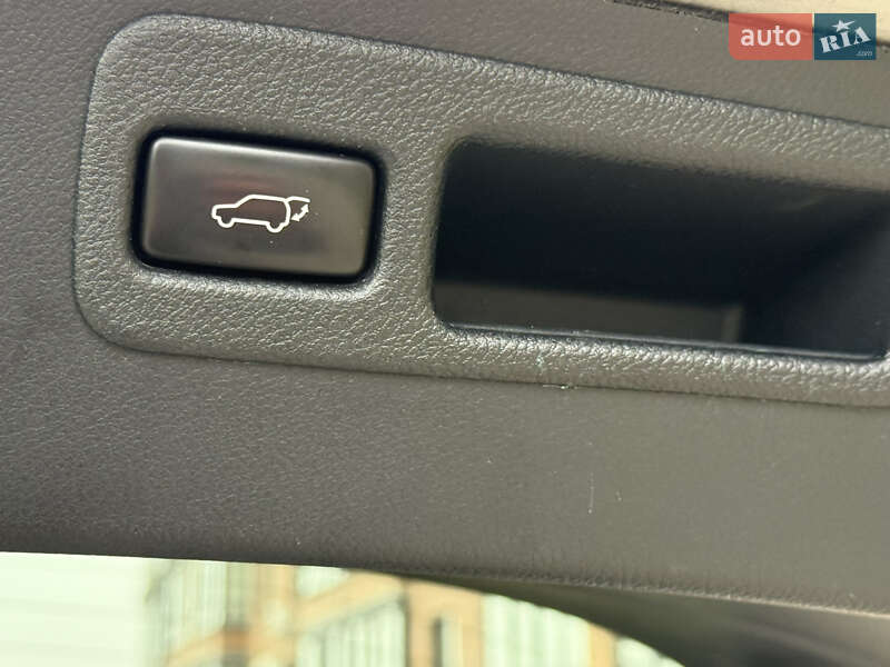 Внедорожник / Кроссовер Lexus NX 2017 в Житомире