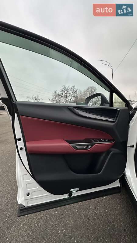 Внедорожник / Кроссовер Lexus NX 2024 в Киеве