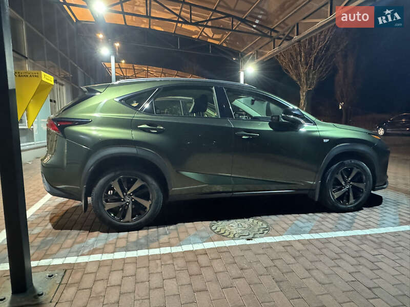 Внедорожник / Кроссовер Lexus NX 2021 в Киеве