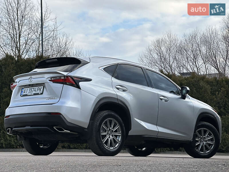 Внедорожник / Кроссовер Lexus NX 2015 в Дрогобыче