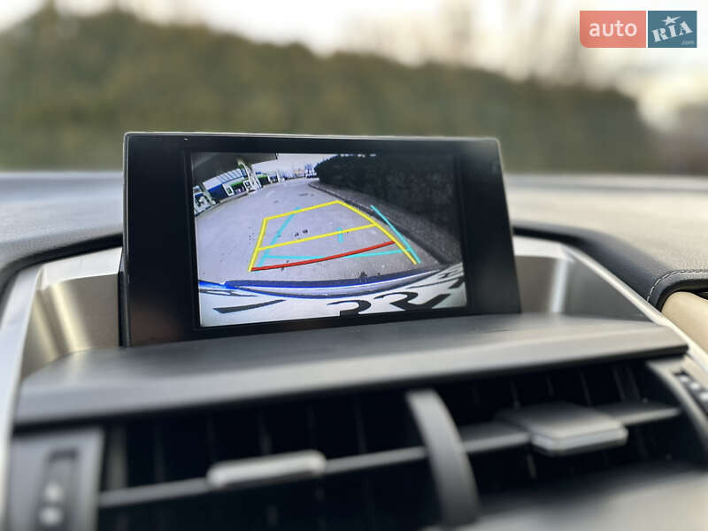 Внедорожник / Кроссовер Lexus NX 2015 в Дрогобыче