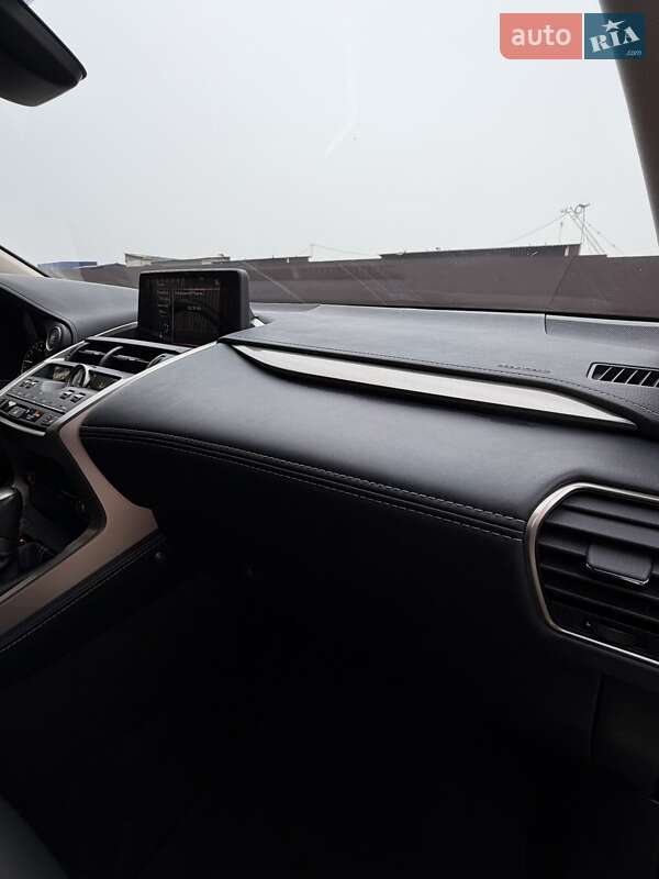 Внедорожник / Кроссовер Lexus NX 2020 в Умани