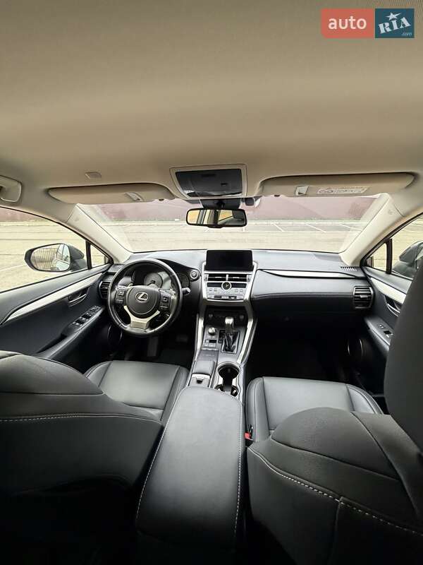 Внедорожник / Кроссовер Lexus NX 2020 в Умани