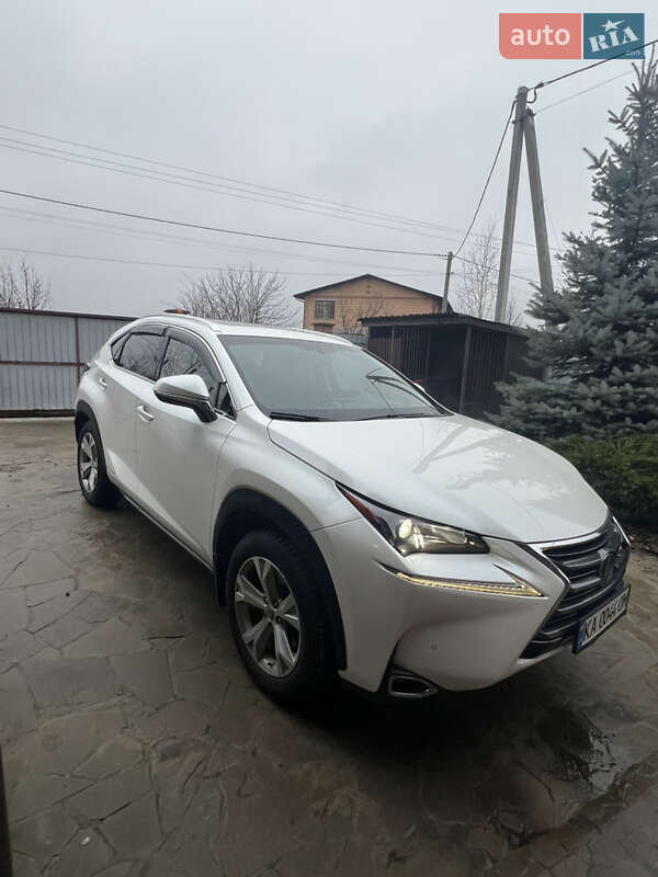 Lexus NX 2016