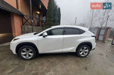 Позашляховик / Кросовер Lexus NX 2016 в Нових Петрівцях