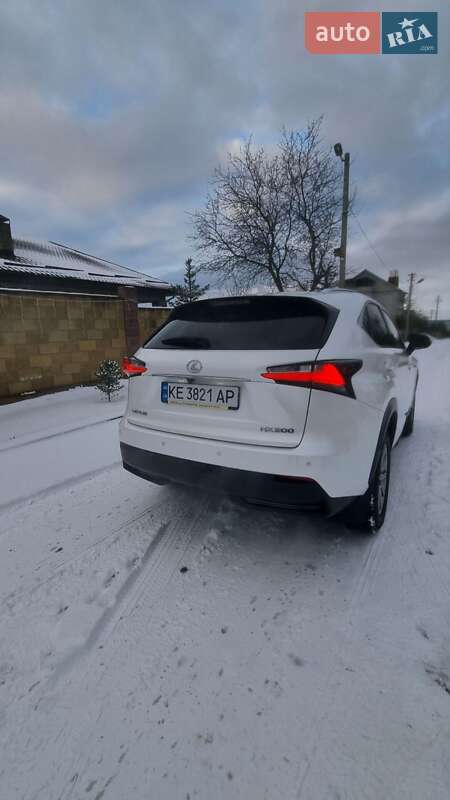 Внедорожник / Кроссовер Lexus NX 2015 в Каменском фото 6 Внедорожник / Кроссовер Lexus NX 2015 в Каменском