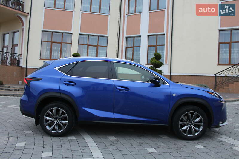 Позашляховик / Кросовер Lexus NX 2016 в Трускавці