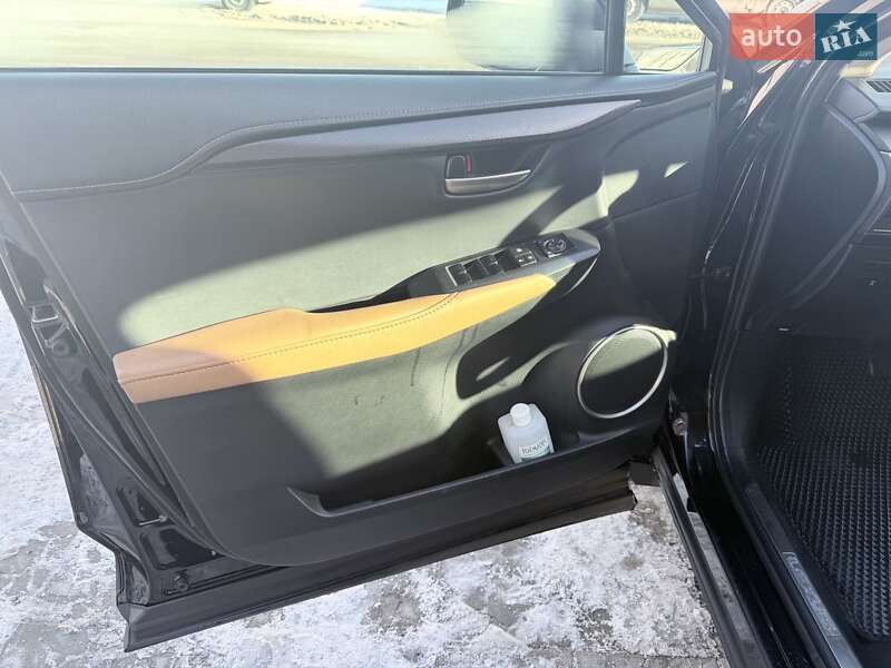 Внедорожник / Кроссовер Lexus NX 2017 в Киеве