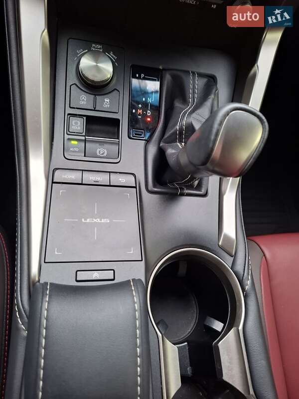 Внедорожник / Кроссовер Lexus NX 2019 в Краснограде