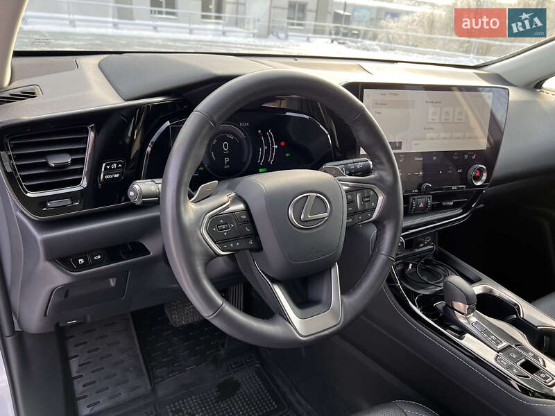 Внедорожник / Кроссовер Lexus NX 2022 в Киеве