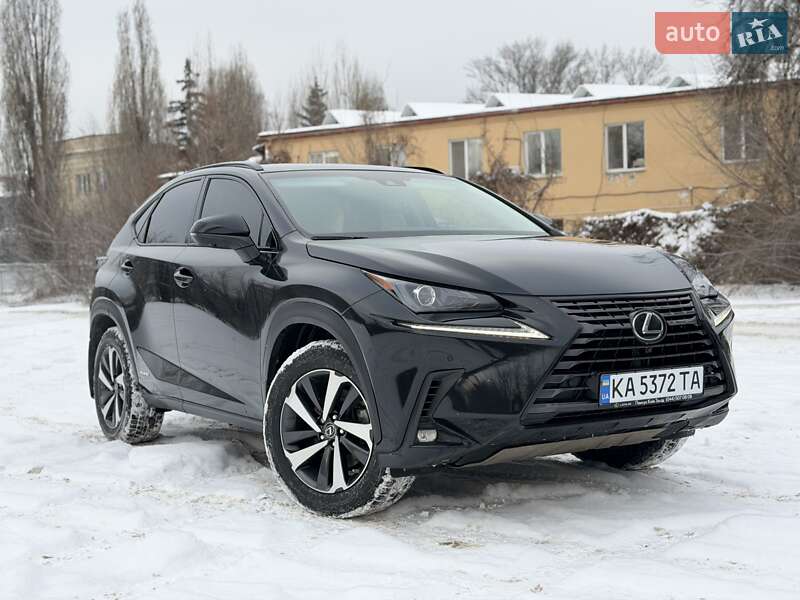 Внедорожник / Кроссовер Lexus NX 2017 в Киеве