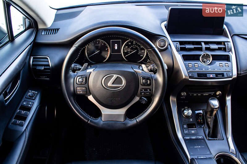 Внедорожник / Кроссовер Lexus NX 2018 в Львове