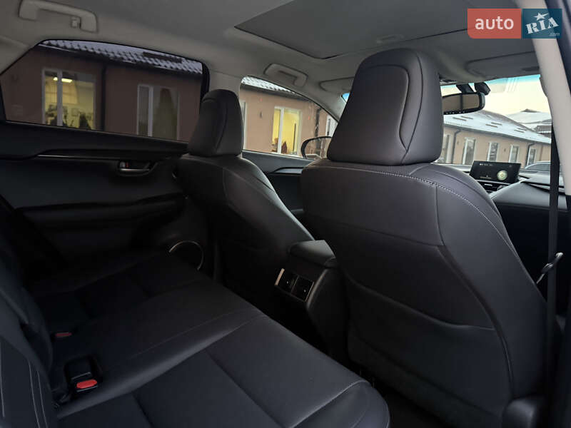 Внедорожник / Кроссовер Lexus NX 2015 в Днепре фото 36 Внедорожник / Кроссовер Lexus NX 2015 в Днепре