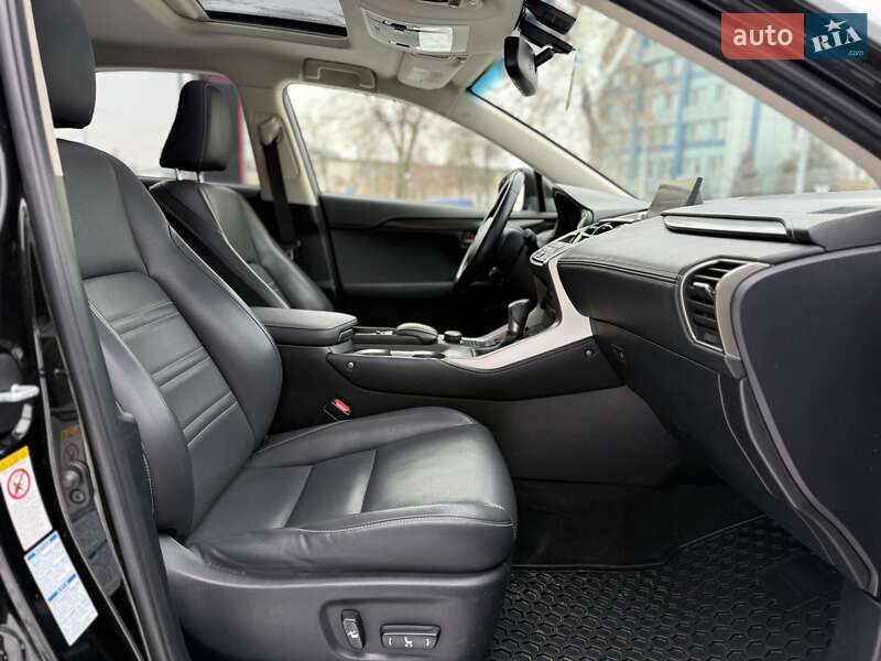 Внедорожник / Кроссовер Lexus NX 2014 в Киеве