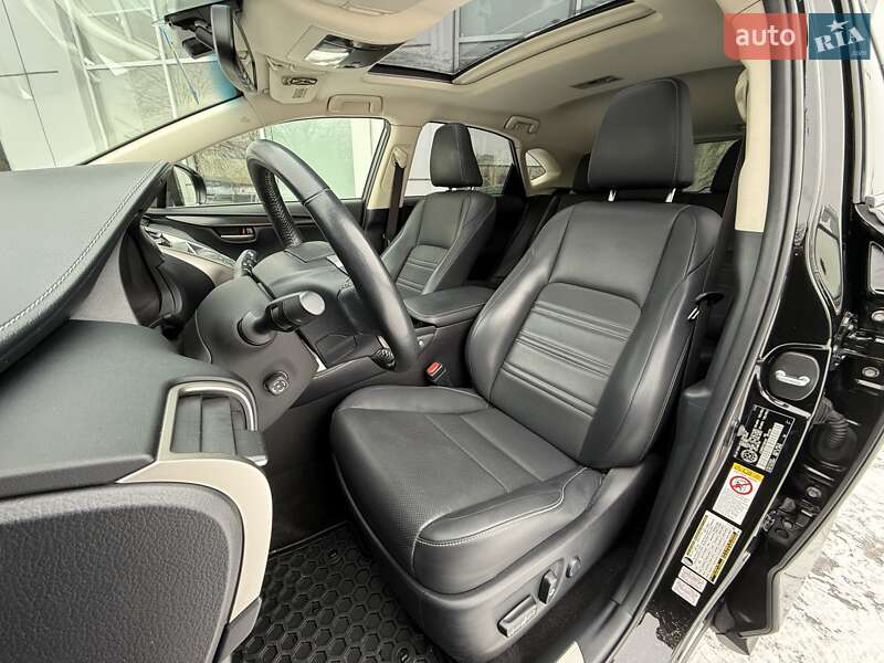 Внедорожник / Кроссовер Lexus NX 2014 в Киеве