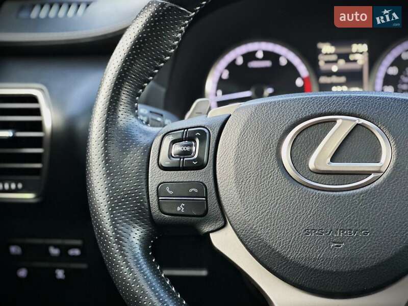 Внедорожник / Кроссовер Lexus NX 2017 в Киеве