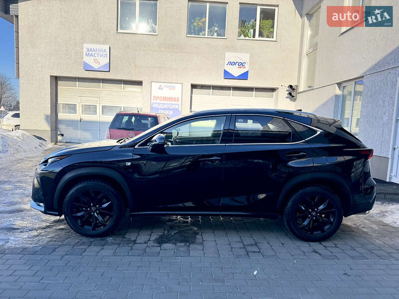 Внедорожник / Кроссовер Lexus NX 2017 в Луцке