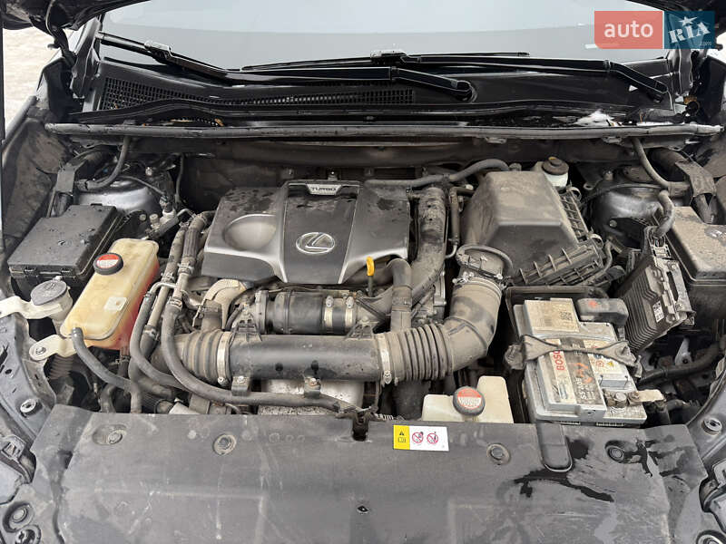 Позашляховик / Кросовер Lexus NX 2015 в Ромнах