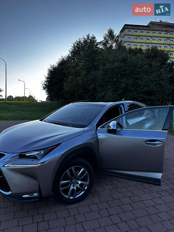 Lexus NX 2015