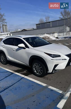 Внедорожник / Кроссовер Lexus NX 2019 в Киеве
