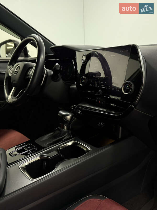 Внедорожник / Кроссовер Lexus NX 2022 в Одессе