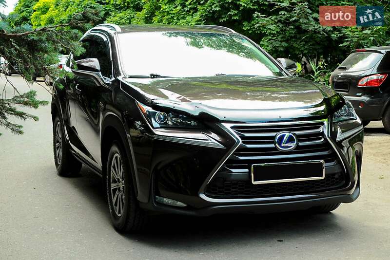 Lexus NX 2015