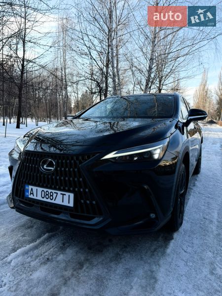 Lexus NX 2025