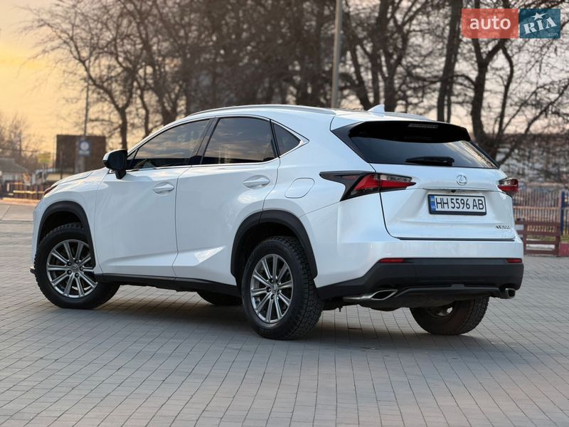 Внедорожник / Кроссовер Lexus NX 2016 в Одессе