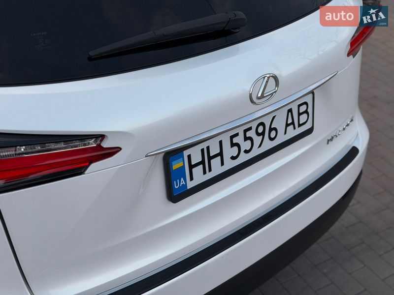 Внедорожник / Кроссовер Lexus NX 2016 в Одессе
