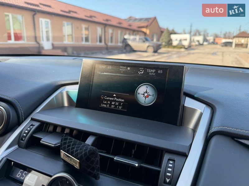 Позашляховик / Кросовер Lexus NX 2015 в Дніпрі