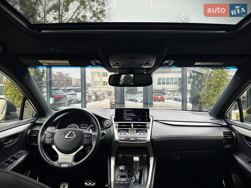 Внедорожник / Кроссовер Lexus NX 2017 в Киеве