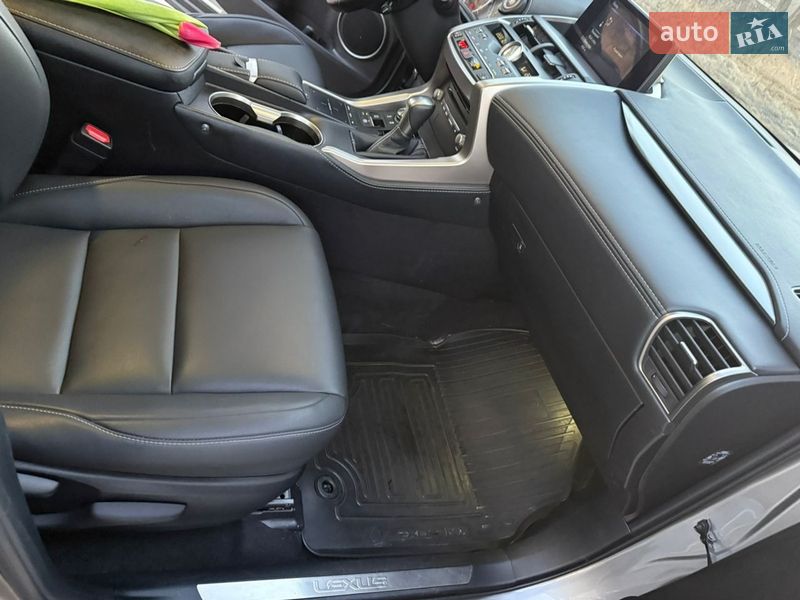 Внедорожник / Кроссовер Lexus NX 2021 в Киеве