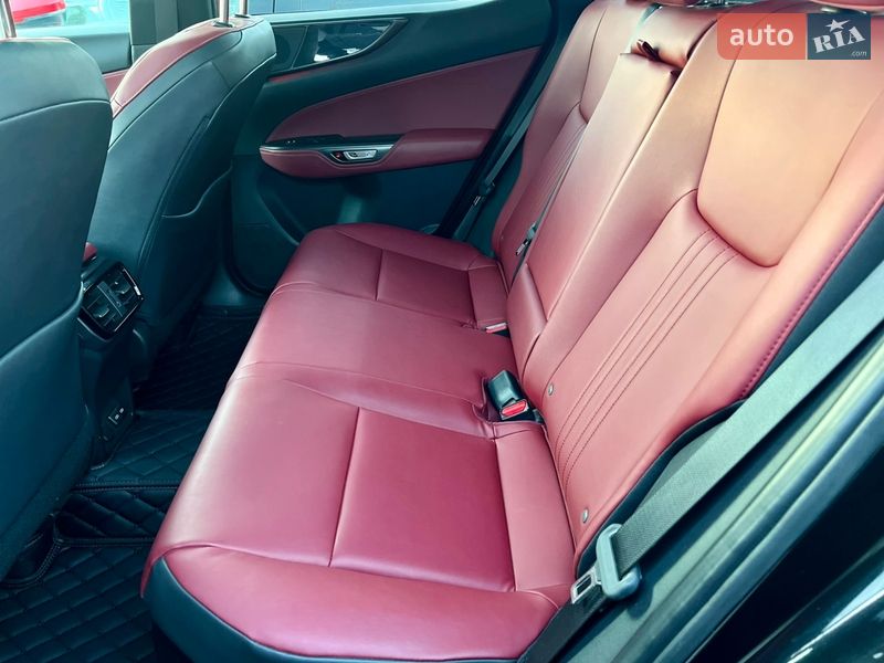 Позашляховик / Кросовер Lexus NX 2022 в Києві