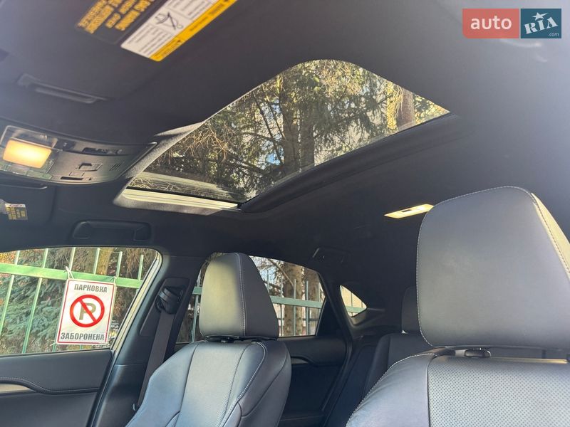 Позашляховик / Кросовер Lexus NX 2016 в Львові