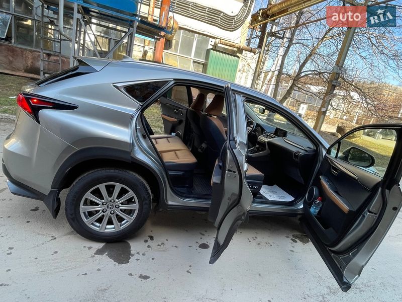Позашляховик / Кросовер Lexus NX 2018 в Вінниці