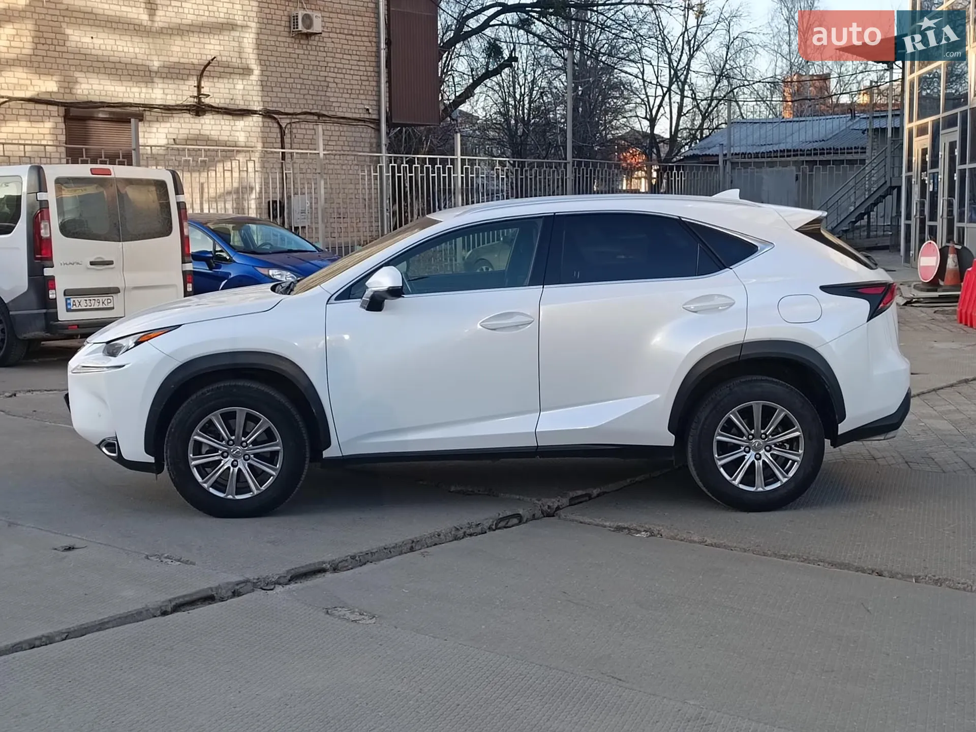 2017 Lexus NX - мініатюра 4
