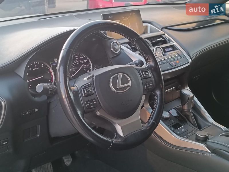 Позашляховик / Кросовер Lexus NX 2017 в Харкові