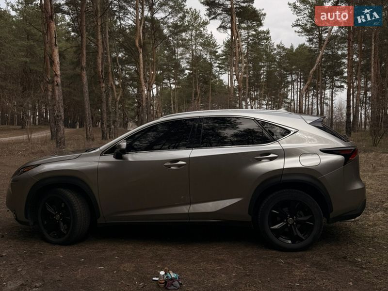 Позашляховик / Кросовер Lexus NX 2017 в Кам'янському