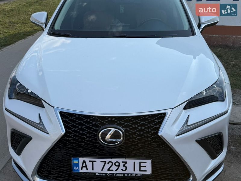 Внедорожник / Кроссовер Lexus NX 2016 в Ивано-Франковске