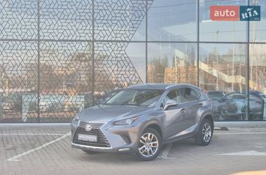 Внедорожник / Кроссовер Lexus NX 2017 в Киеве