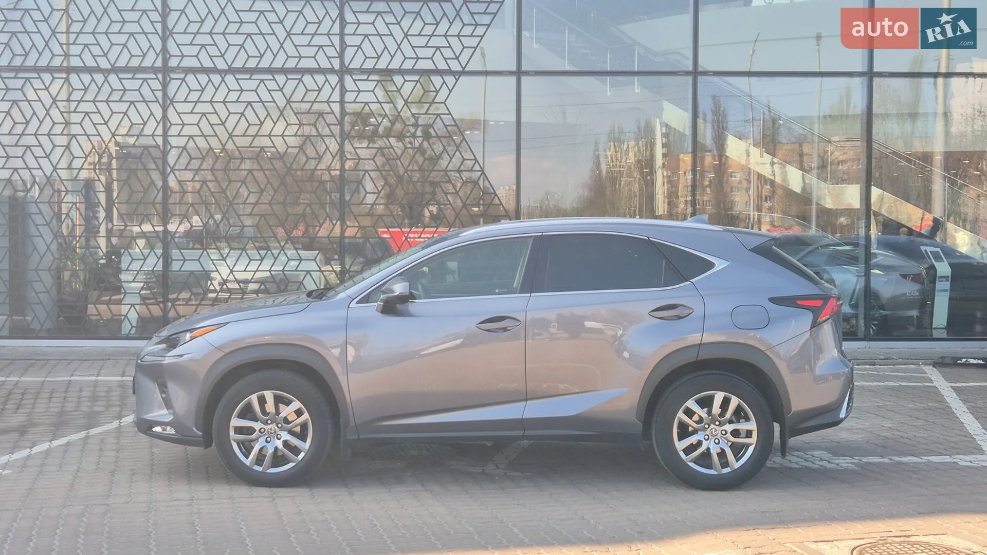 2017 Lexus NX - мініатюра 3