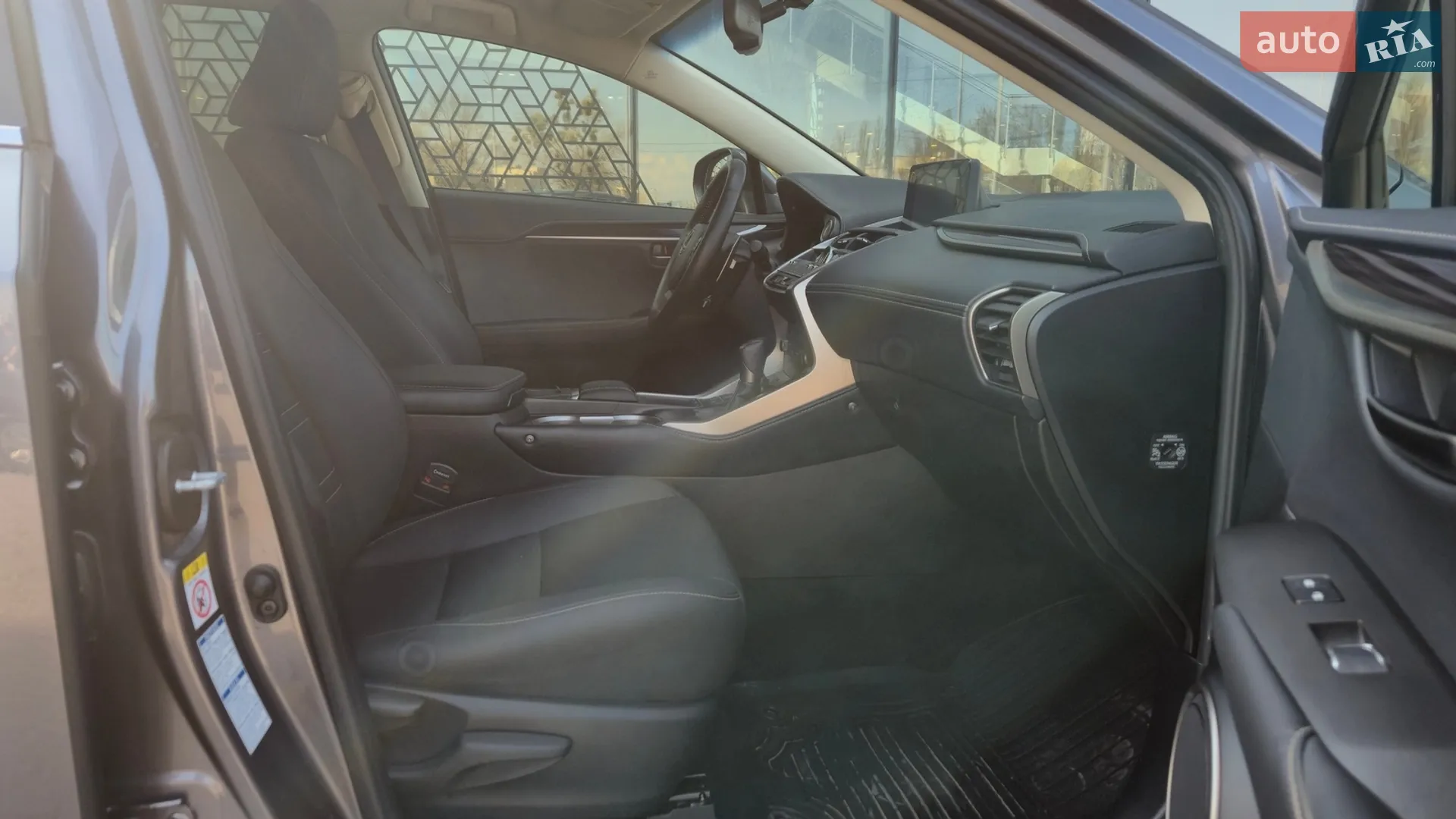 2017 Lexus NX - мініатюра 6
