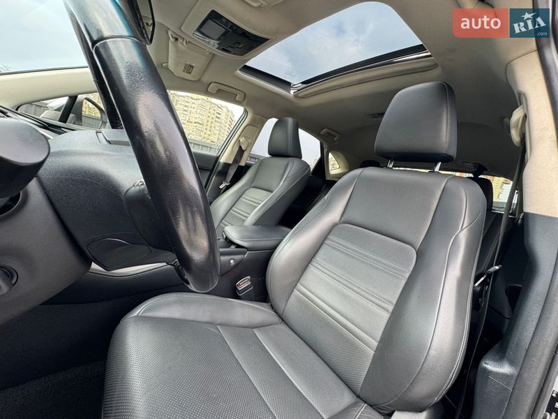 Внедорожник / Кроссовер Lexus NX 2015 в Киеве