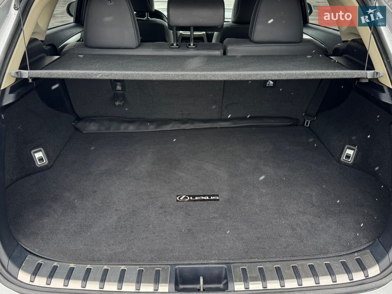 Внедорожник / Кроссовер Lexus NX 2015 в Киеве