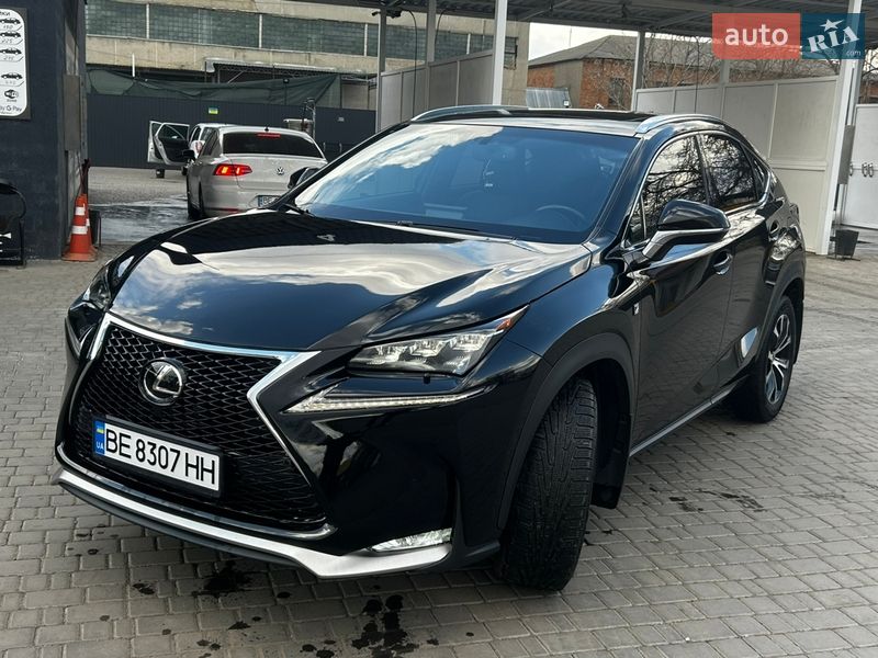 Позашляховик / Кросовер Lexus NX 2016 в Первомайську