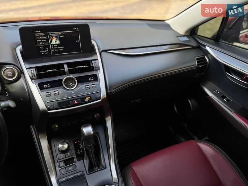 Внедорожник / Кроссовер Lexus NX 2018 в Трускавце