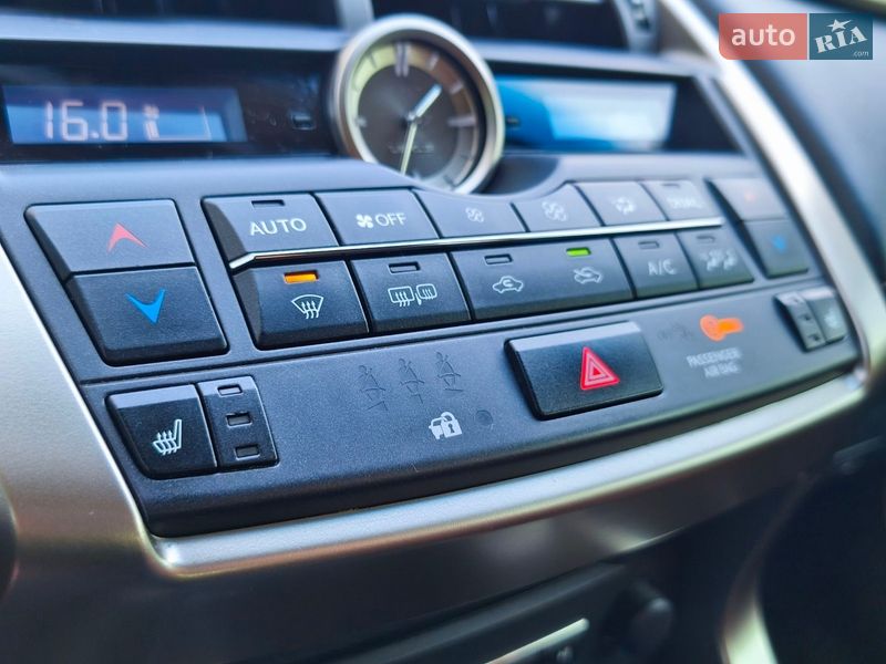 Позашляховик / Кросовер Lexus NX 2016 в Києві