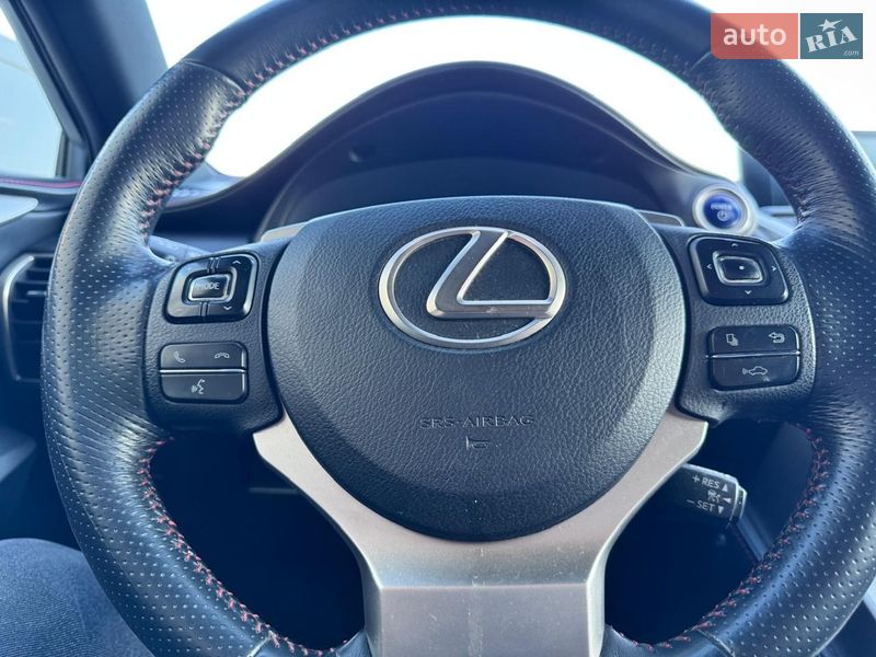 Позашляховик / Кросовер Lexus NX 2015 в Кропивницькому