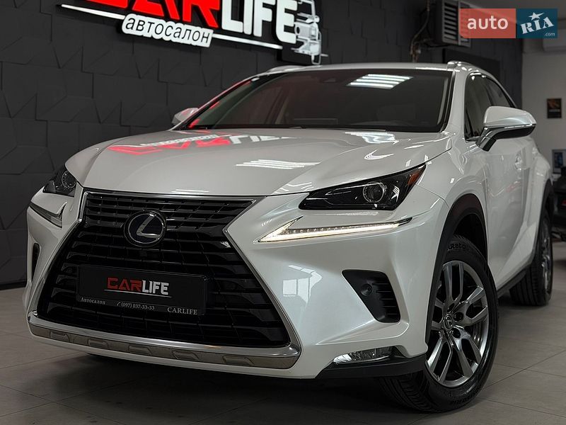 Lexus NX 2018