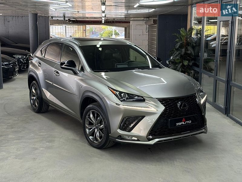 Lexus NX 2021